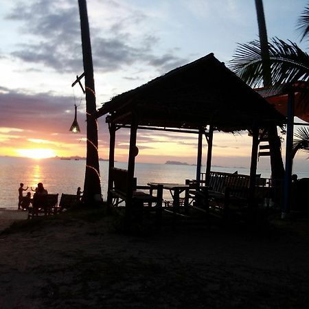 I Talay Beach Bar & Cottage Taling Ngam المظهر الخارجي الصورة