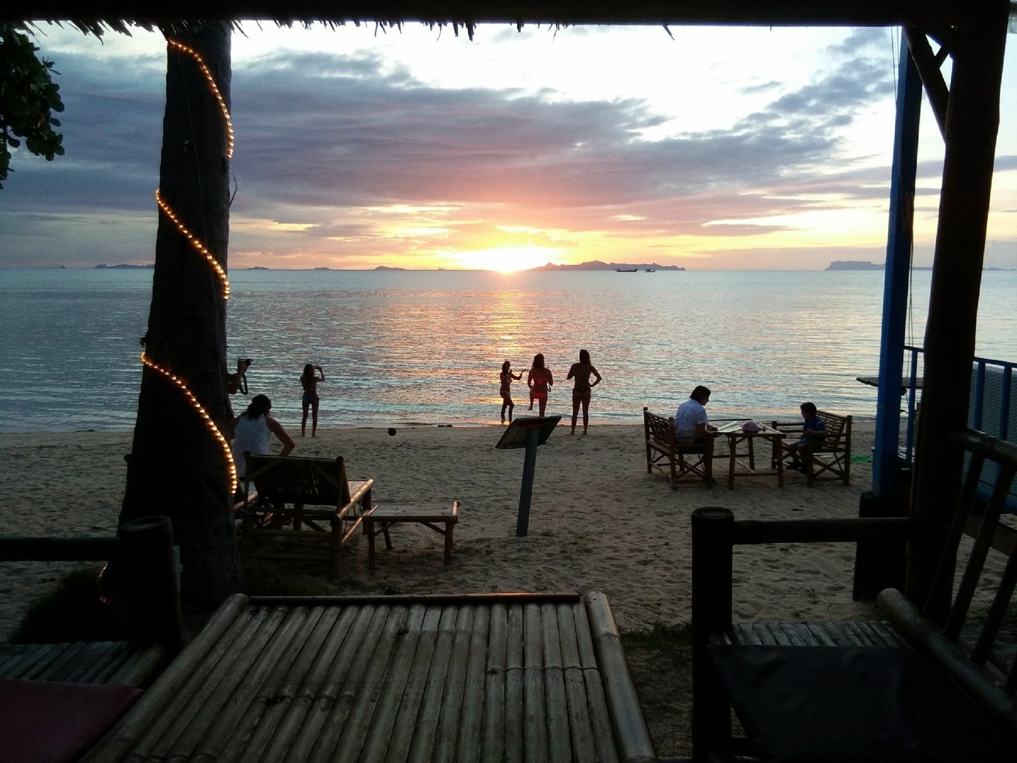 I Talay Beach Bar & Cottage Taling Ngam المظهر الخارجي الصورة